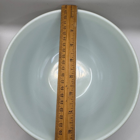 Pyrex Spring Blossoms Crazy Daisy Mixing Bowls Set of 3 Green 401, 402, 403. - Picture 5 of 14